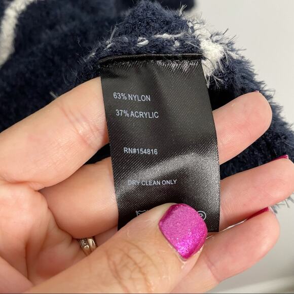 Cable Stitch Striped Fuzzy Crew Neck Sweater Size XS Navy - Picture 7 of 7